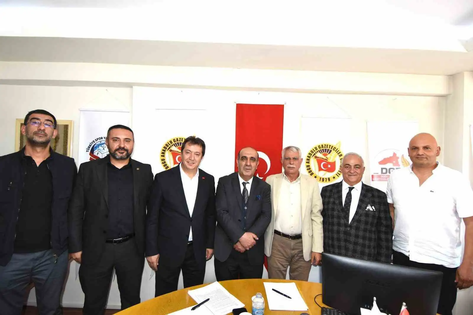 DGF’de görev bölümü 