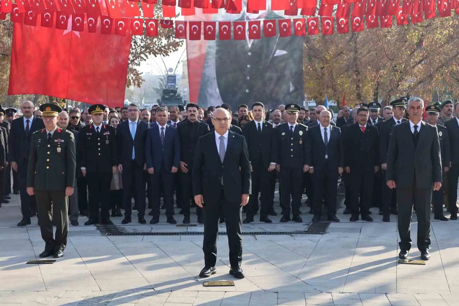Ağrı’da 10 Kasım Atatürk’ü anma töreni düzenlendi 