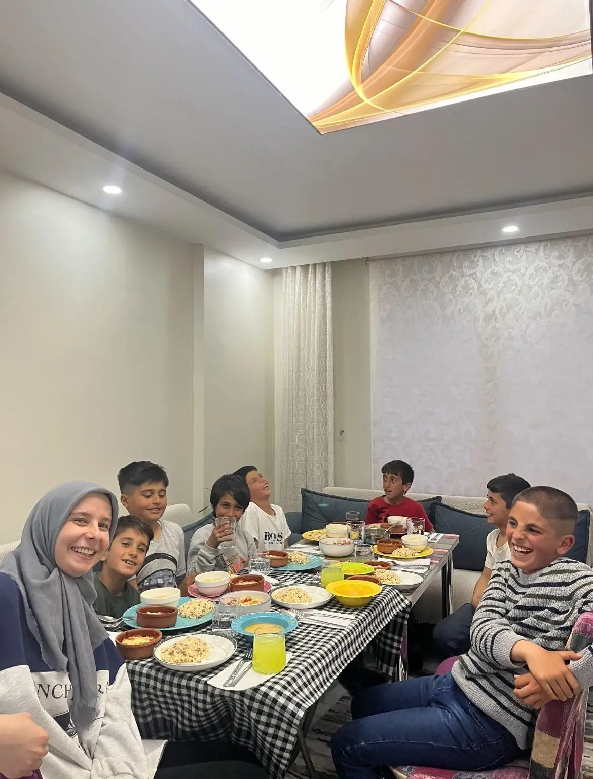 Ağrı’da Çalıkuşu ruhunu yaşatan genç öğretmen köy okulunu baştan aşağı yeniledi