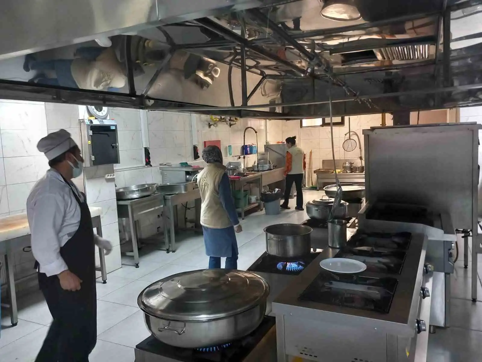 Ağrı’da gıda güvenliği çalışmaları kapsamında 750 işletme kontrolden geçti 