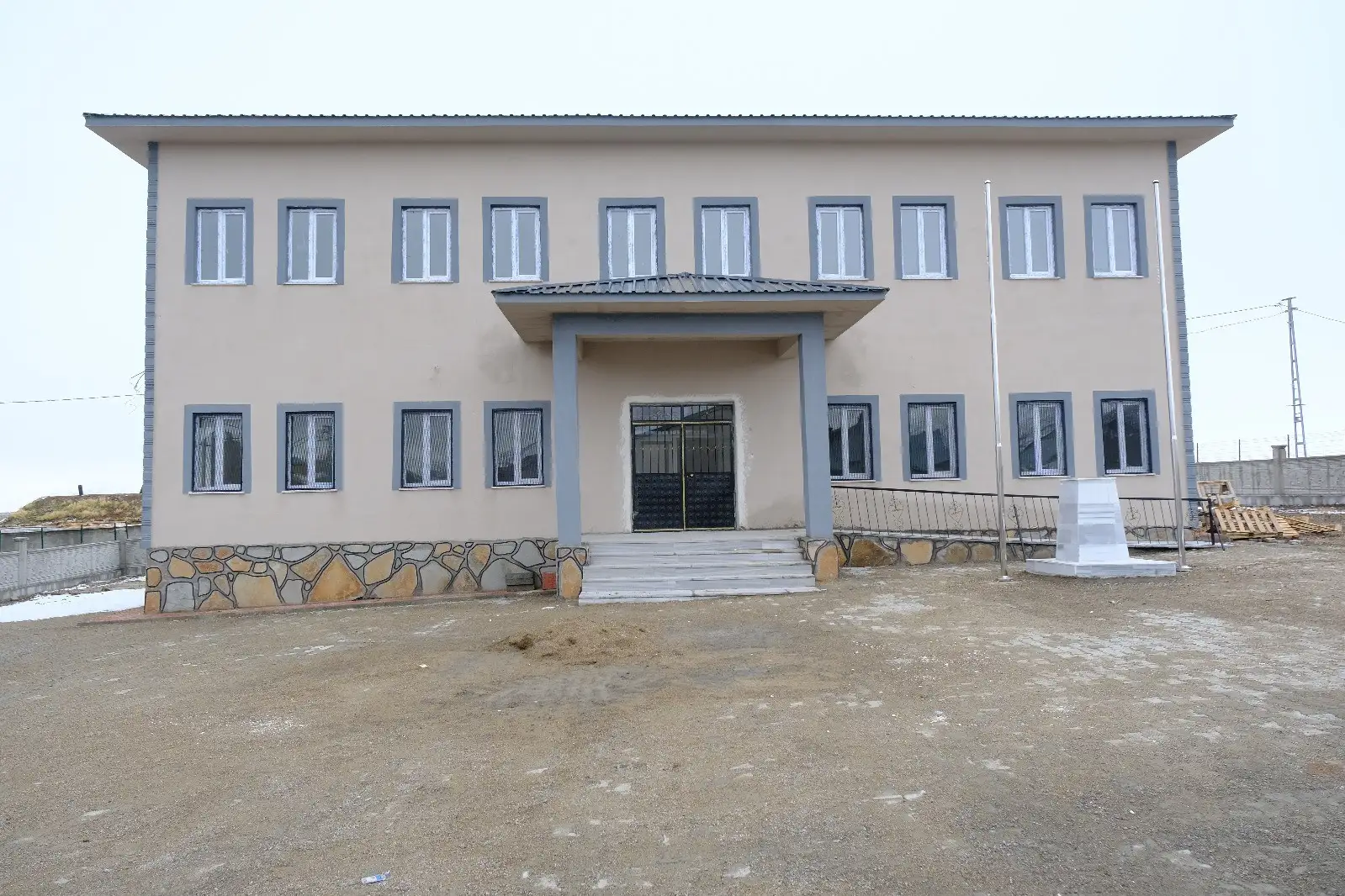 Ağrı’da köy öğrencileri için modern okul yapıldı