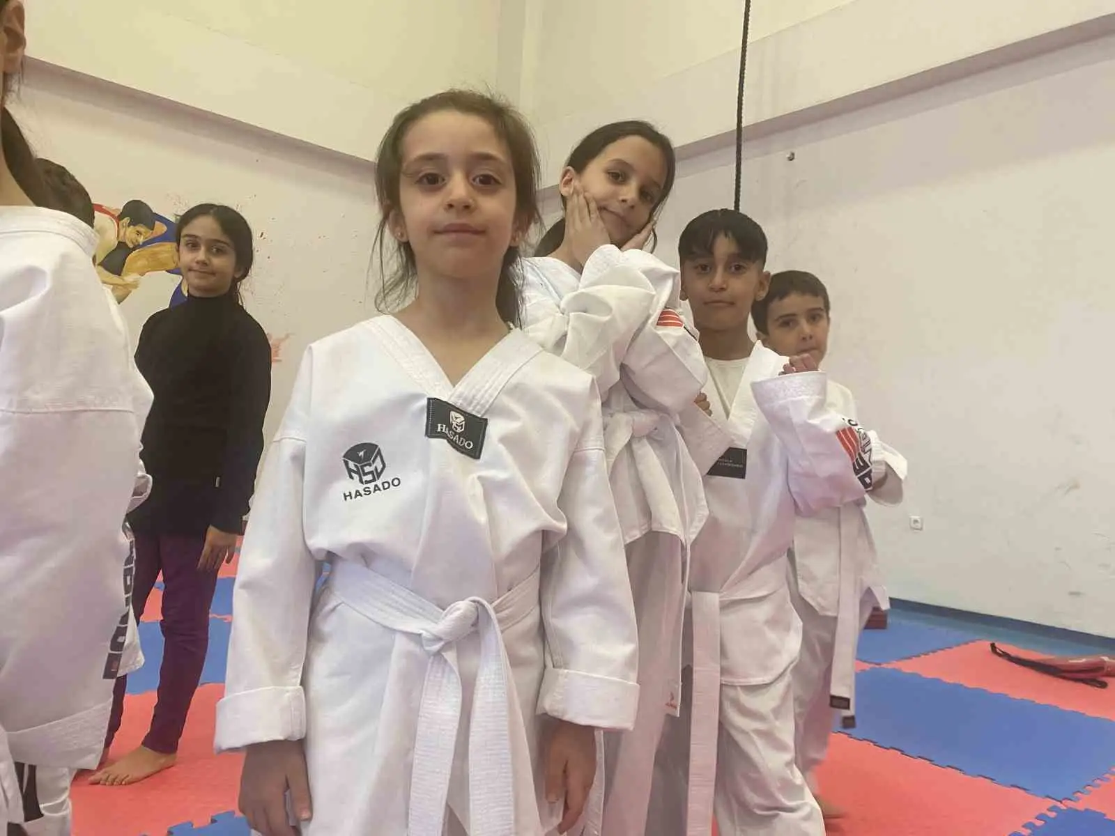 Ağrı’da taekwondo çalışmaları geleceğin sporcularını yetiştiriyor 