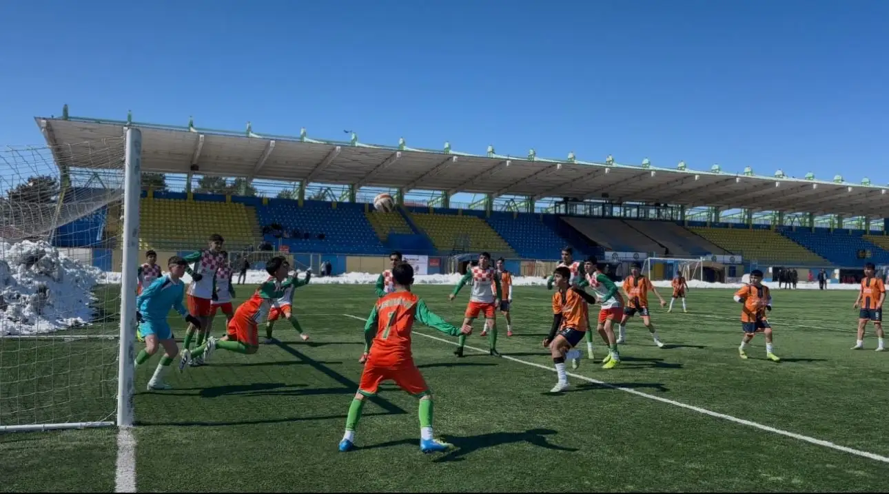 Ağrı’da futbol heyecanı başladı 