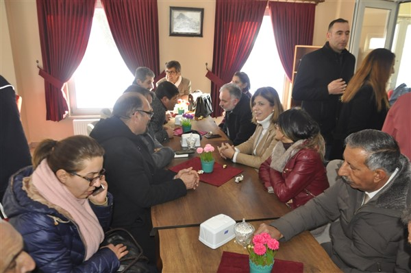 kars-belediyesi-kultur--sanat-kafenin-acilisini-yapti-(3).jpg